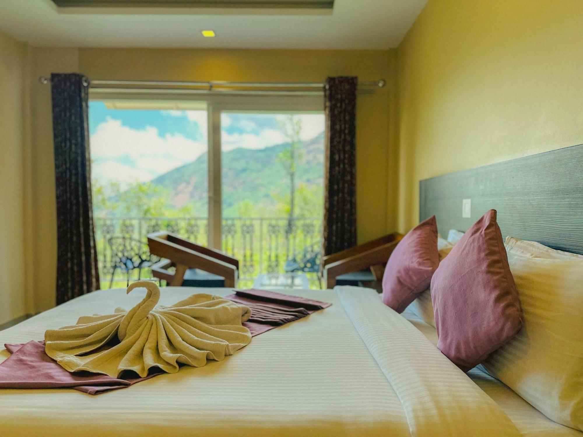 Hotel The Heights Munnar Exterior foto