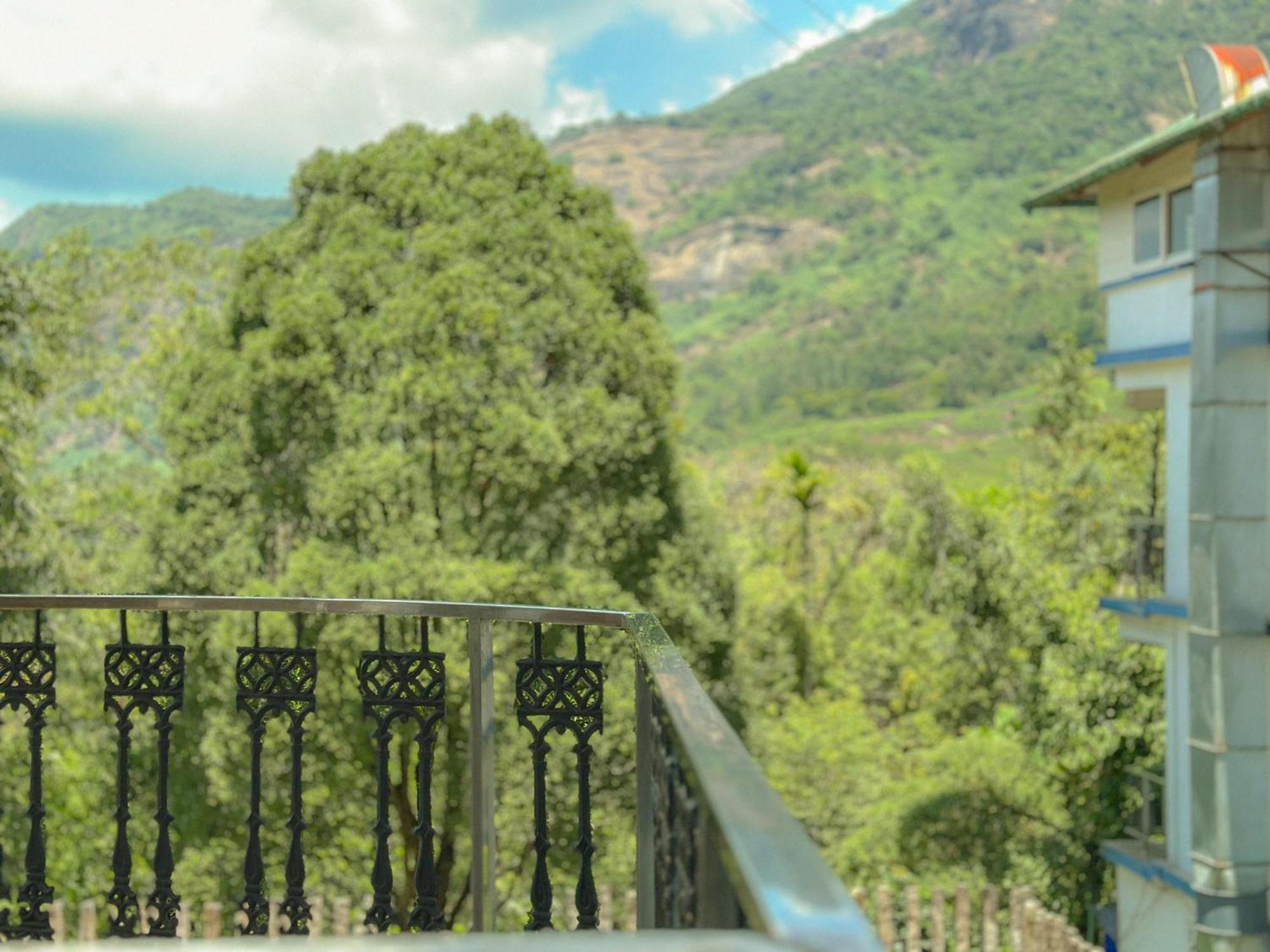 Hotel The Heights Munnar Exterior foto